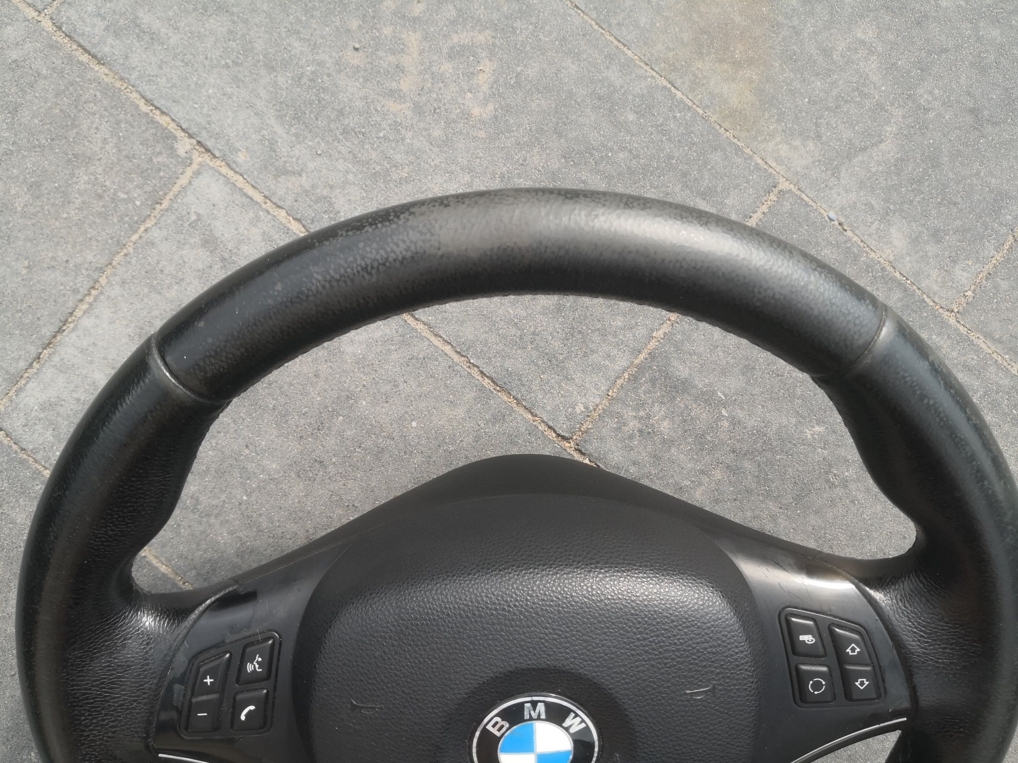 Kierownica multifunkcyjna BMW e87 e81 e82 e88 e90 e91 e92 z podusz #8