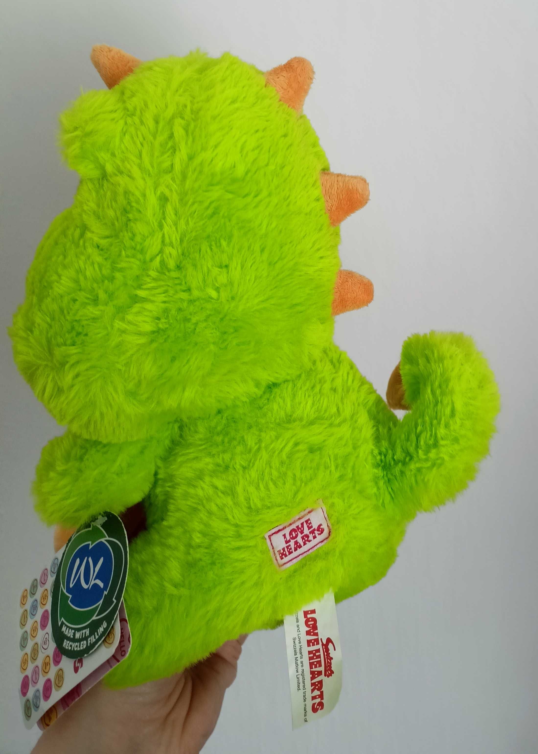 Swizzels Love Hearts maskotka Danny Dinosaur 18 cm "You're Roarsome"