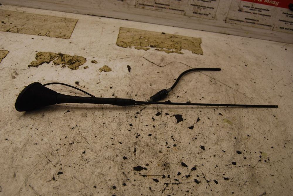 WZMACNIACZ PODSTAWA ANTENY 1M0035505A SEAT LEON I IBIZA III TOLEDO II