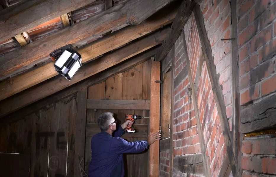 AEG BPL18-0 lampa warsztatowa  led hybrydowy 2500 lumen 230V/18V