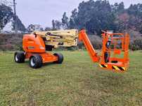 Plataforma elevatória marca jlg  16 m