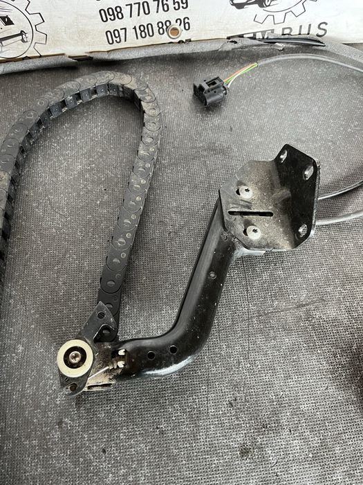 Комплект роликів ЛІВОЇ зсувної дверки Mercedes Sprinter w906 / Crafter