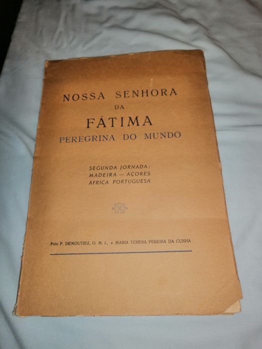 Livro antigo Nossa Senhora de Fátima