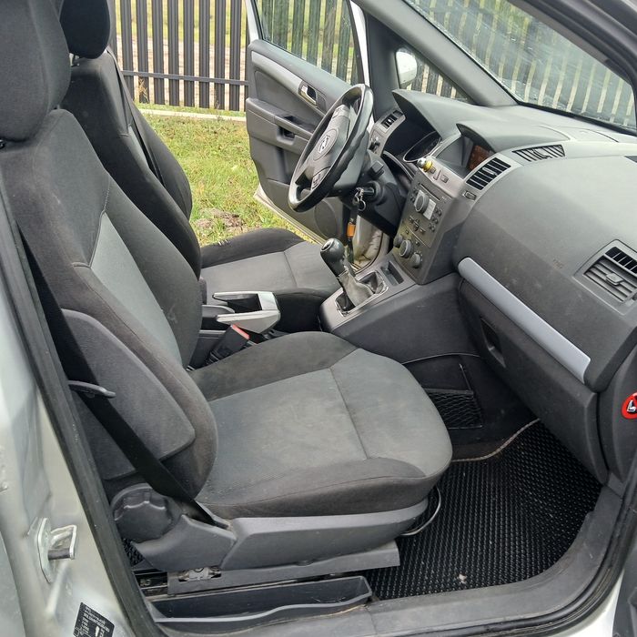 Хороше сімейне авто