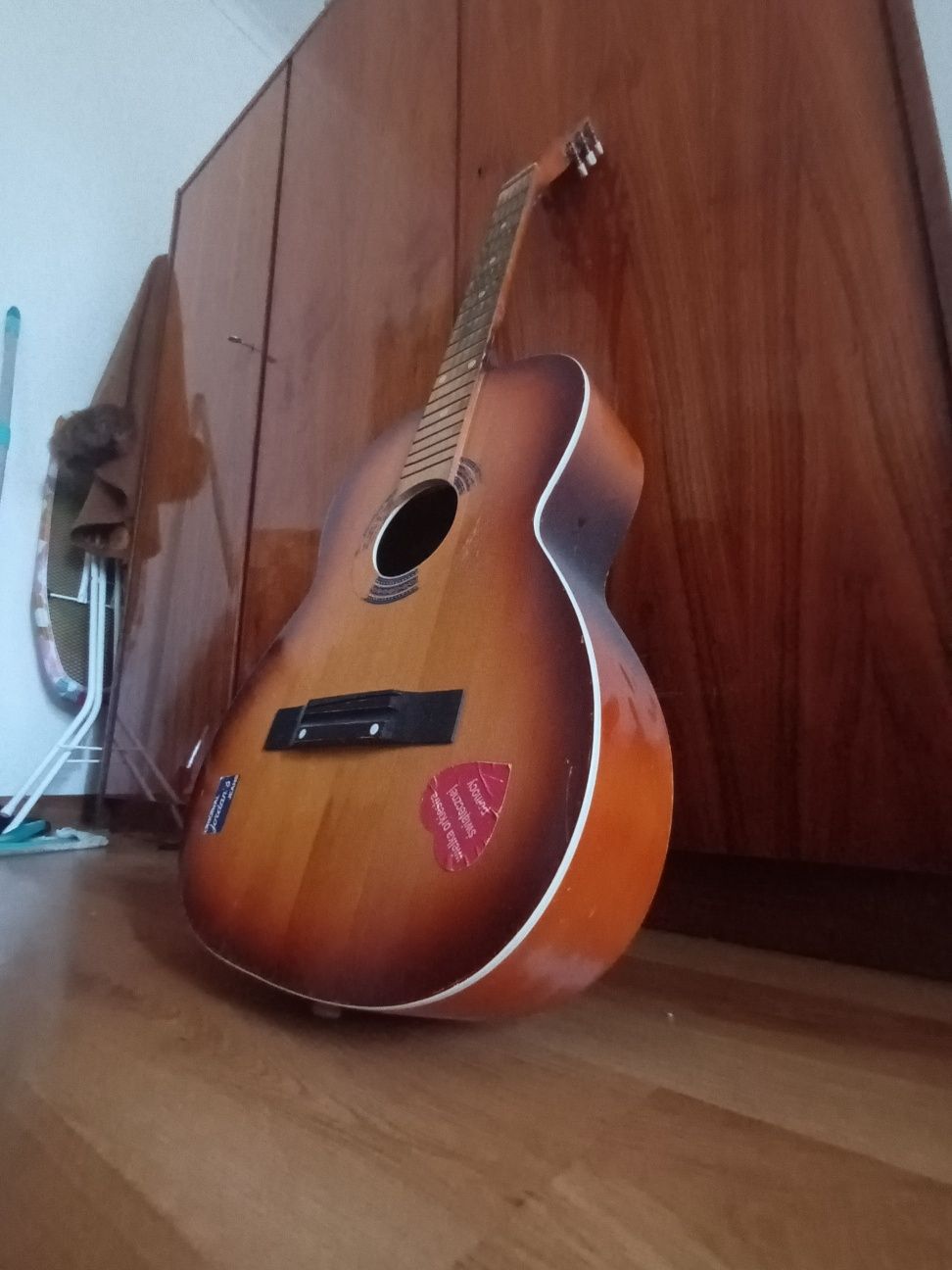 Gitara defil lub.