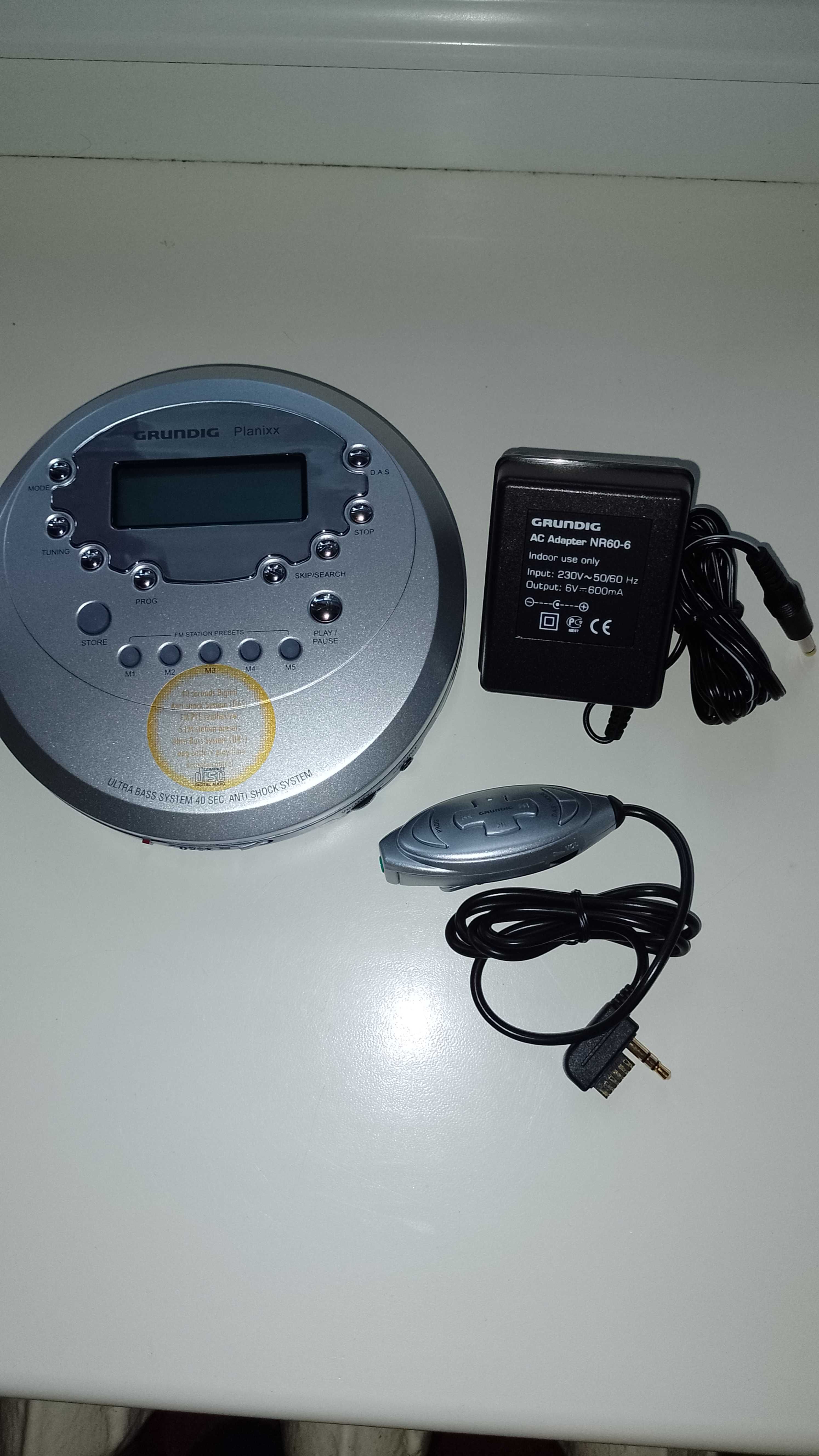 Плеер CD Grundig CDP 4104 with Digital Radio