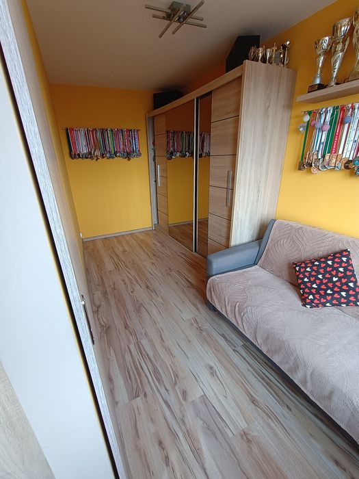 Mieszkanie 44m² os. Staszica z pięknym widokiem po generalnym remoncie