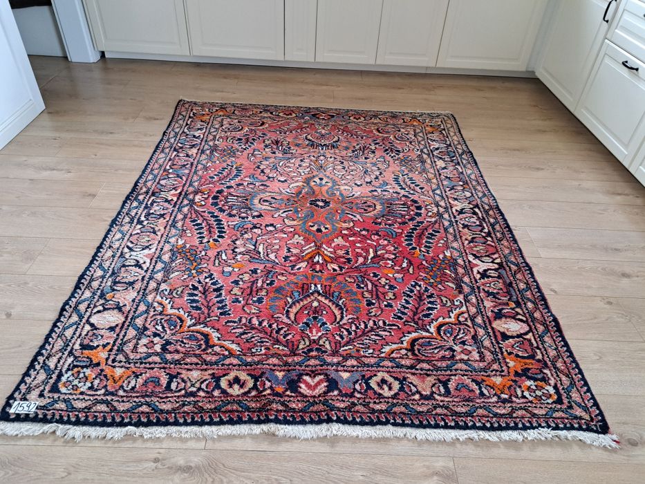 Zjawiskowy dywan perski Lilian 156×200 ręcznie tkany z początku XXw