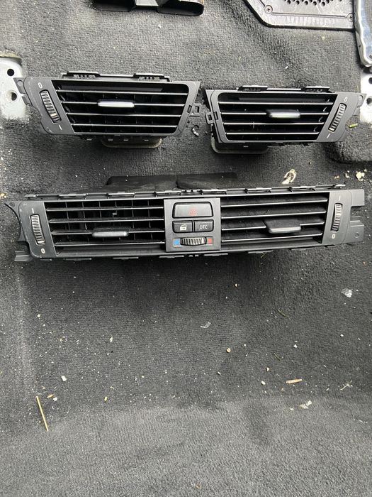 Bmw e90 kratki nawiewu