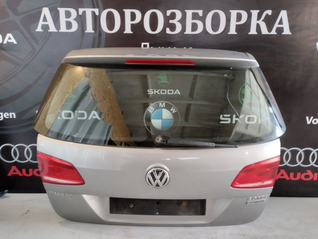 Ляда кришка крышка багажника кляпа VW Passat B7 Фольксваген Пассат б7