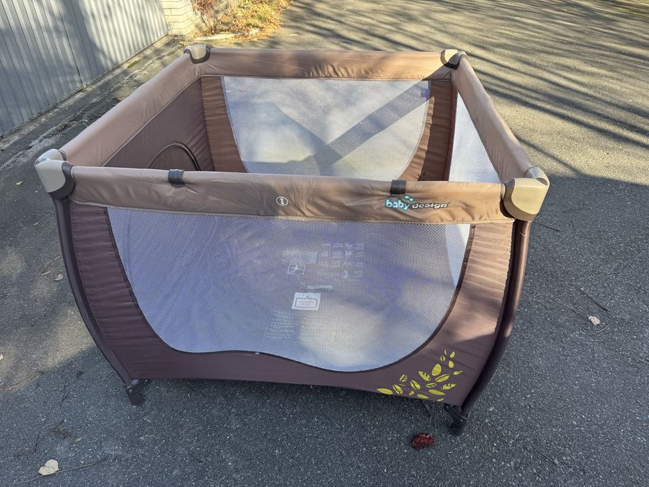 Манеж дитячий, майже новий