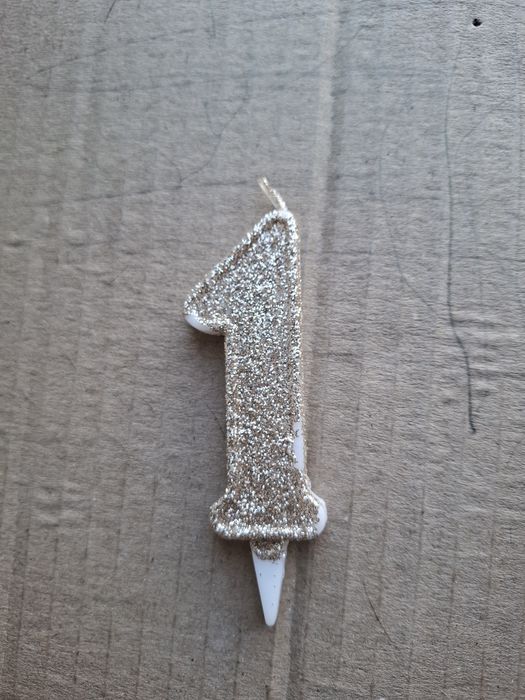 Віддам декор для святкування першого дня народження