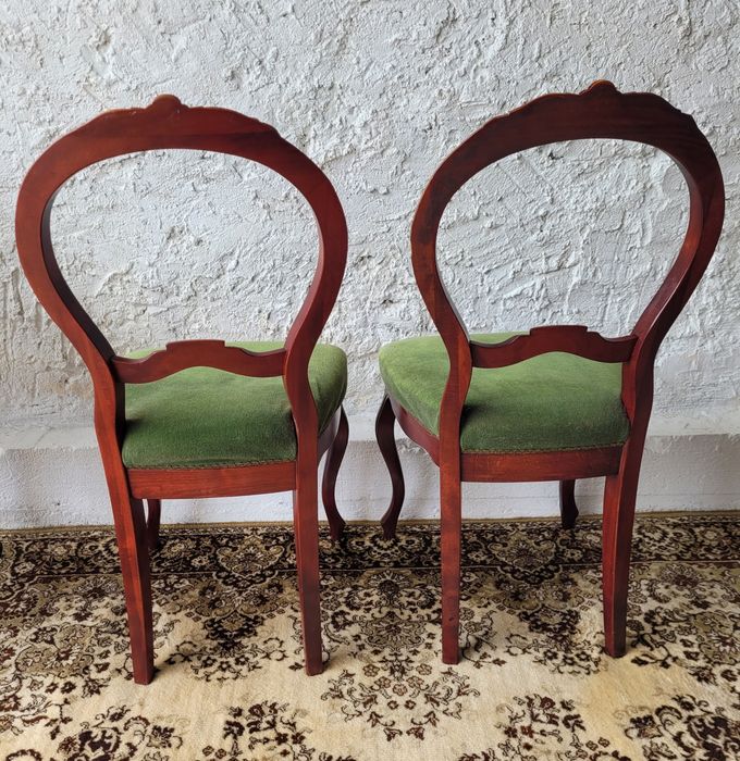 Para krzeseł medaliony antyk