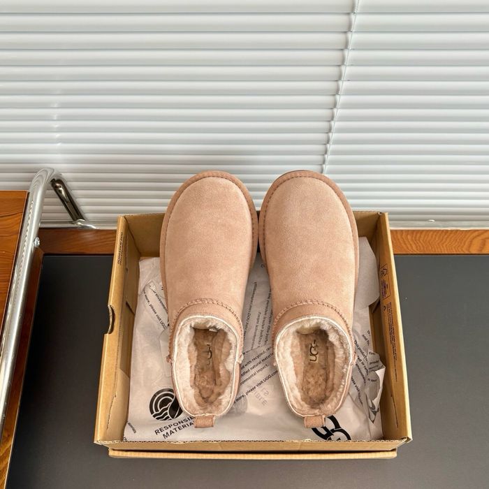 Уггі зимові на хутрі ugg micro platform