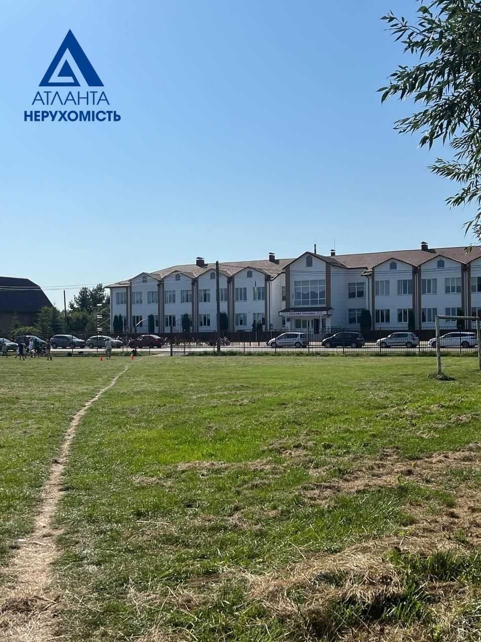 Продам земельну ділянку в центрі села Рованці біля Луцька!