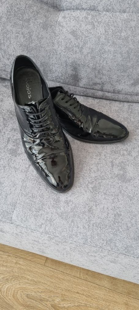 Buty Wojas do smokingu lakierowane stan bardzo dobry