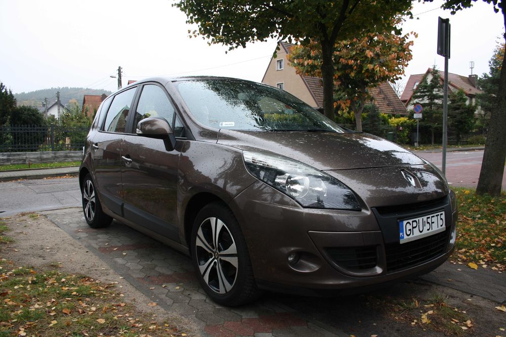 scenic 1.5dci ,super stan,2010r