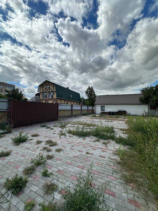 КВАСИЛІВ 90м2 Здам ФАСАДНЕ ОКРЕМОСТОЯЧЕ приміщеня зДілянкою надДорогою