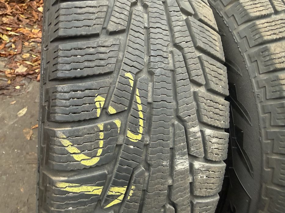 225.60,18 Nokian nordman rs2 R17