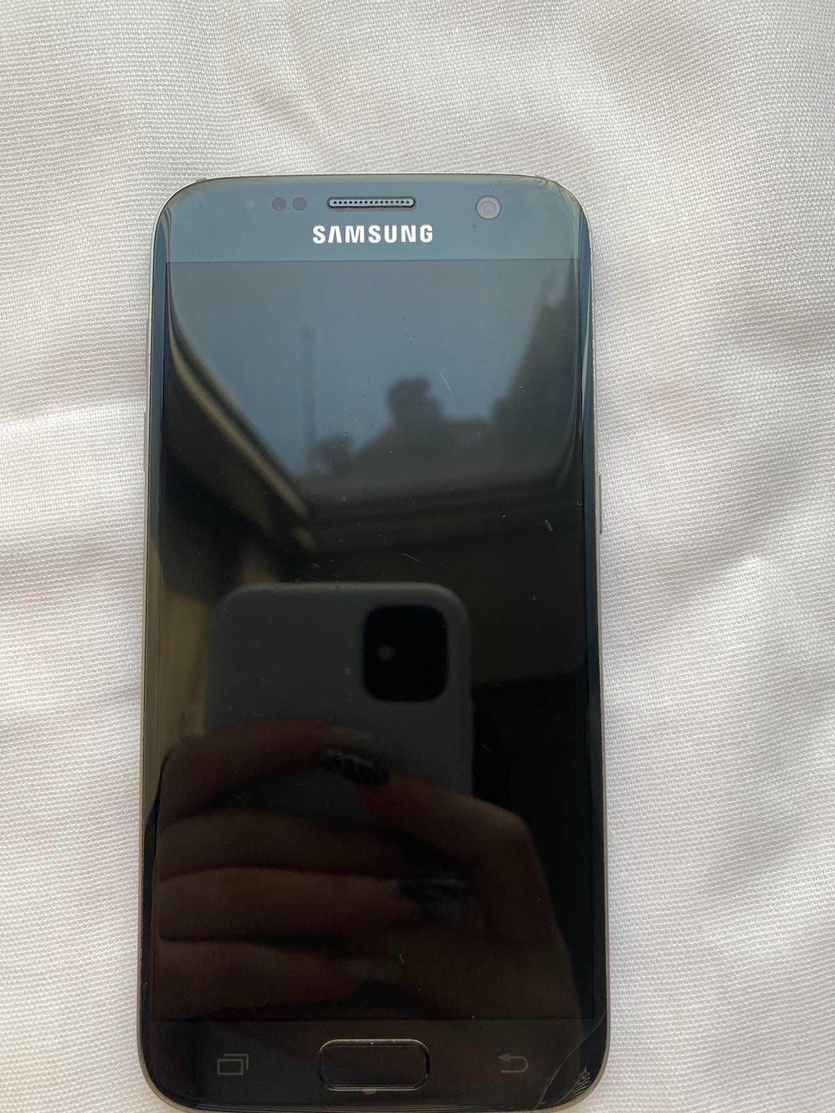 мобільний телефон Samsung S7