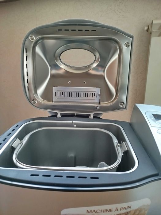 Хлебопечка DeLonghi BDM 125 S