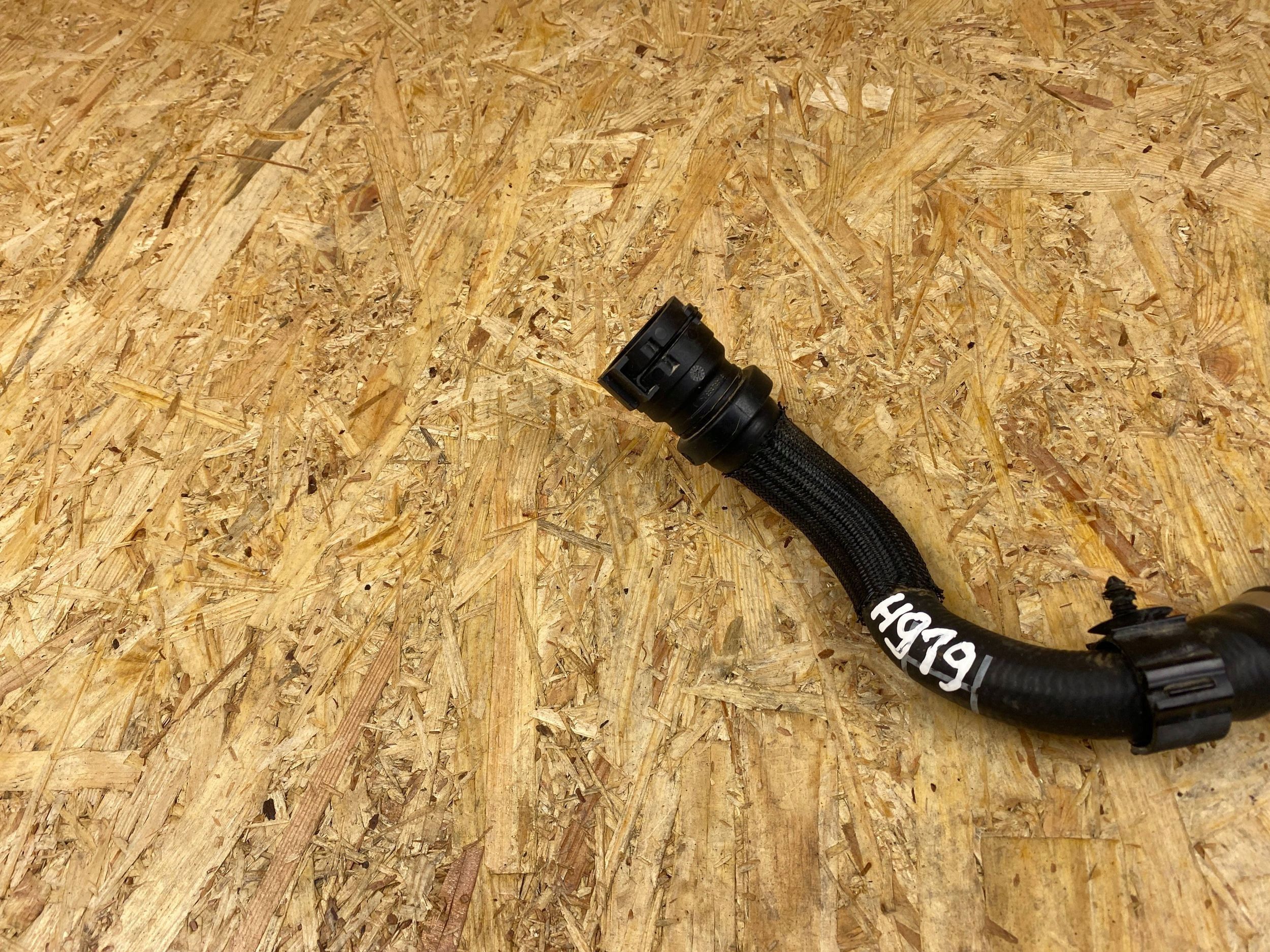 Wąż Rura przewód Wody BMW X1 U11 2 U06 5A30C14