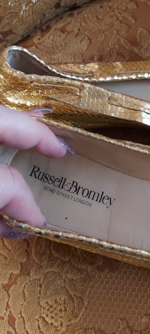 Шикарные  новые  мокасины Russell Bromley оригинал 40(26.5см)