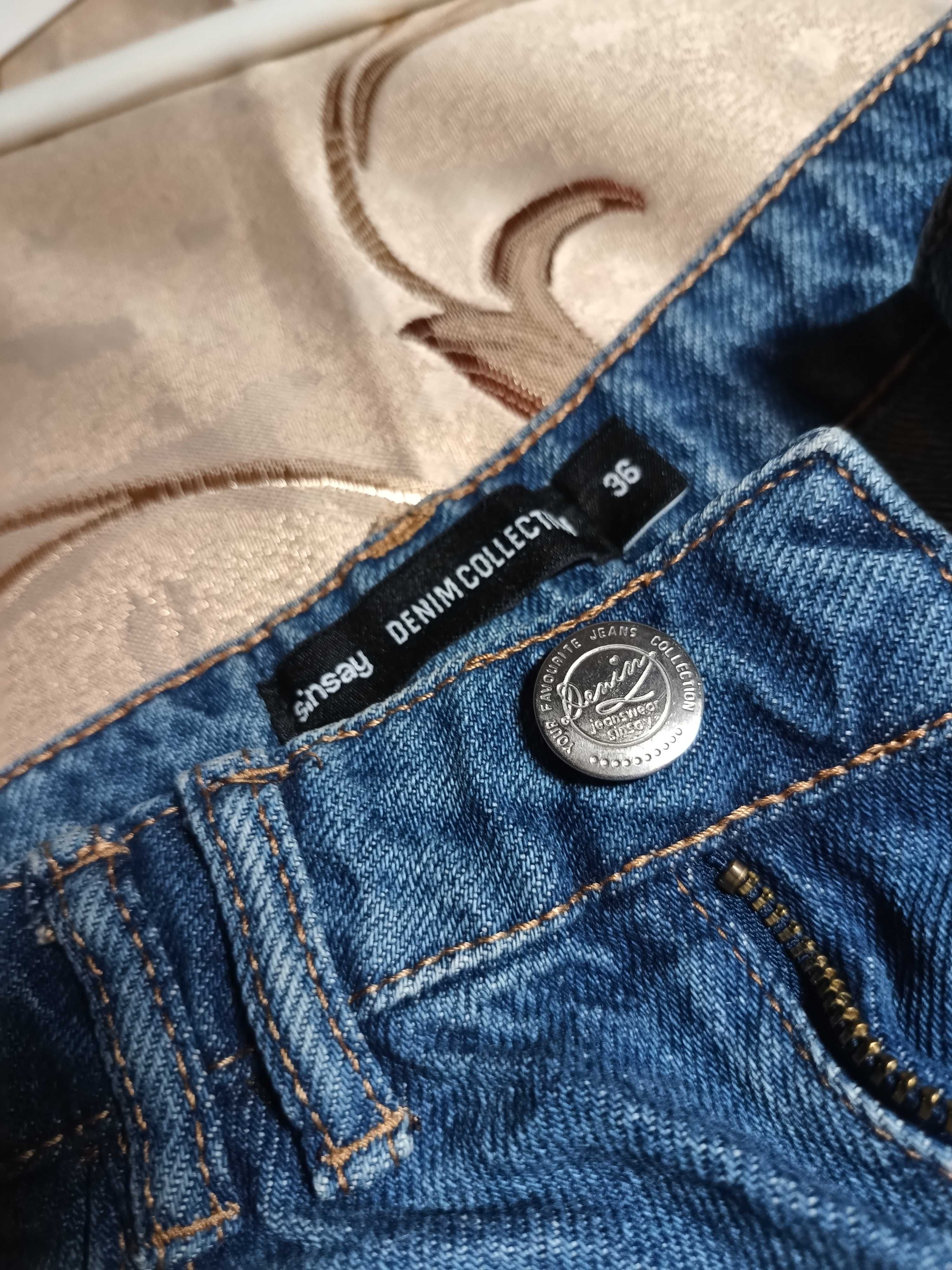 Spódnica jeansowa przetarcia