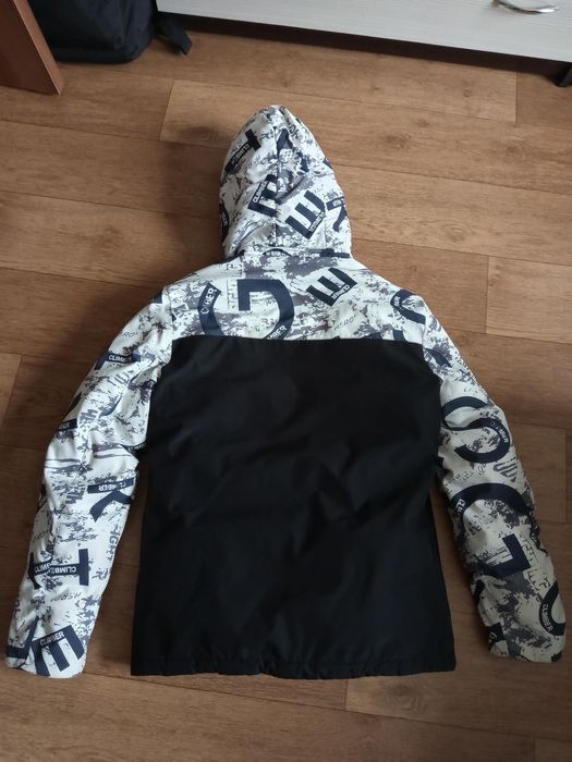 Чоловіча зимова куртка р.М