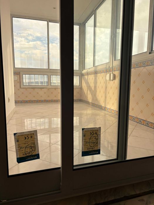 Janelas em alumínio com vidro duplo