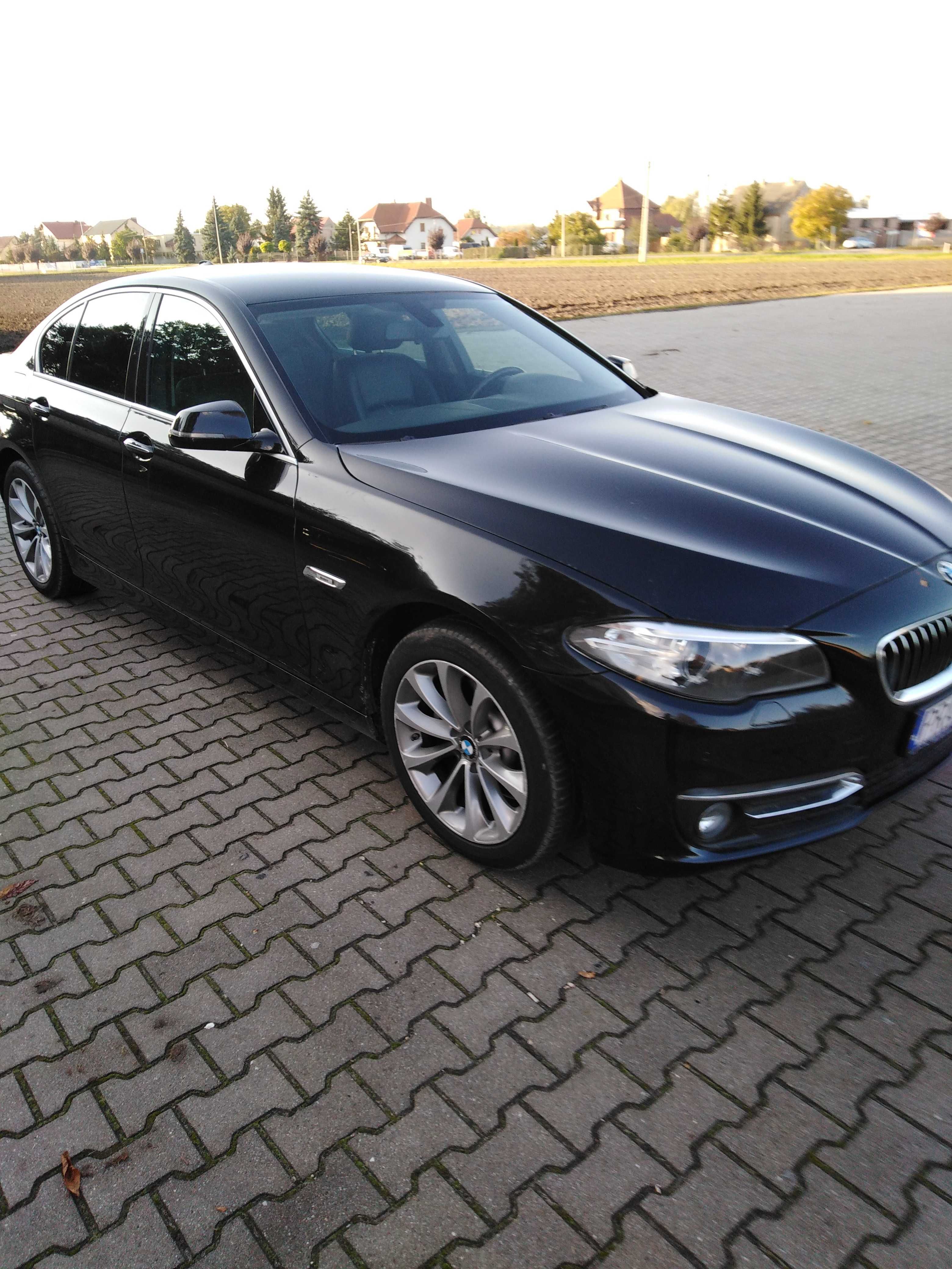 BMW Seria 5 Luxury 2014 rok