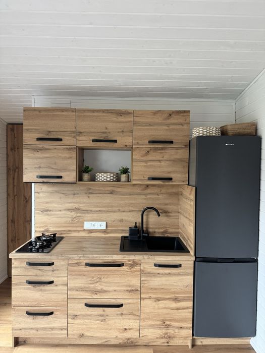 Модульний дерев’яний будинок 7×3 м у ПРЕМІУМ виконанні