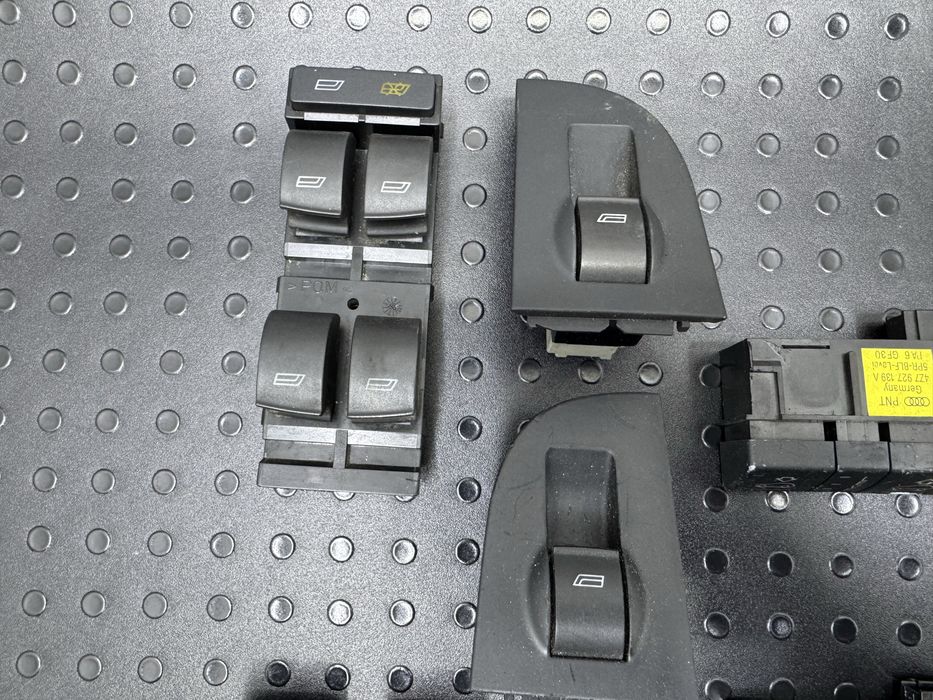 Кнопка Audi A6 C5 Ауді А6 С5 кнопки