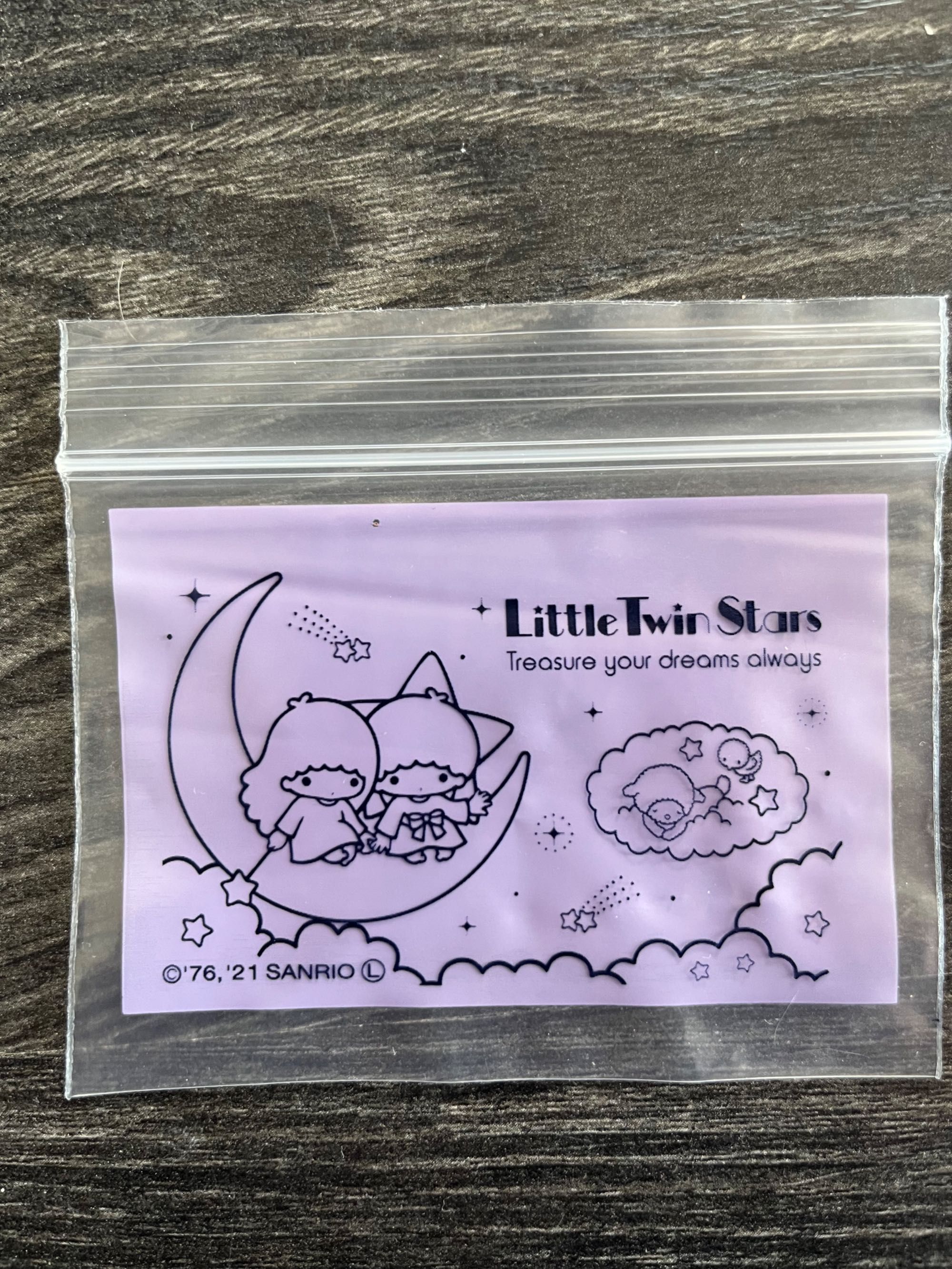 My Melody Kuromi Cinnamoroll Little Twin Stars zip bag Hello Kitty