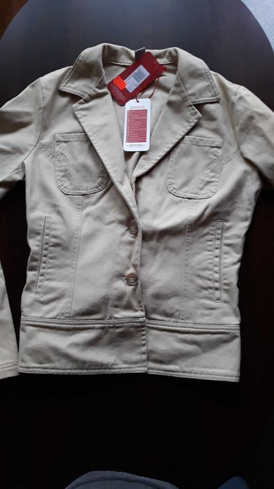 Sprzedam kurtkę damską wiosenną