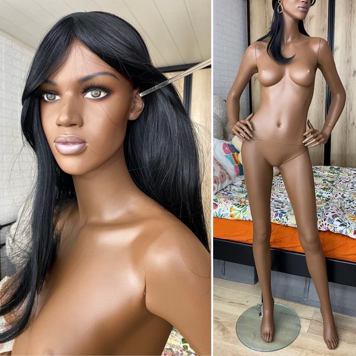 Manekin Naomi Campbell cała postać murzynka mega realistyczna unikat !