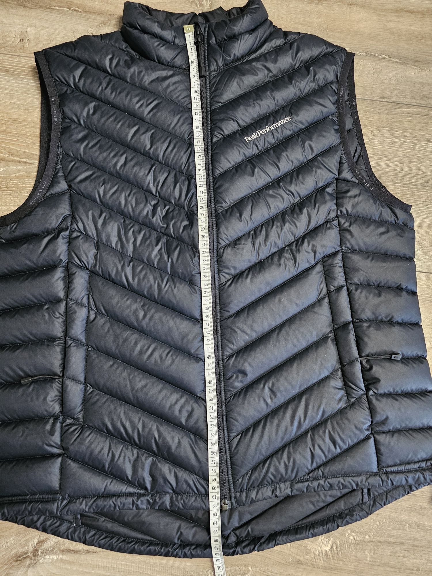 Kamizelka puchowa Peak Performance W Frost Down Vest XL damska