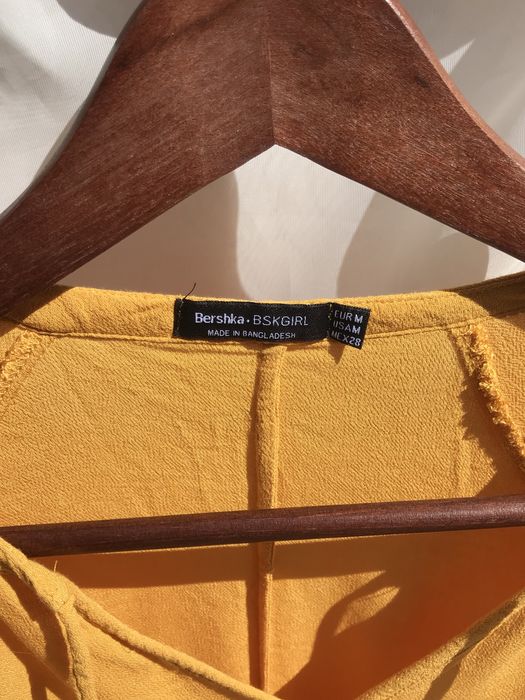 Blusa Amarela BSK
