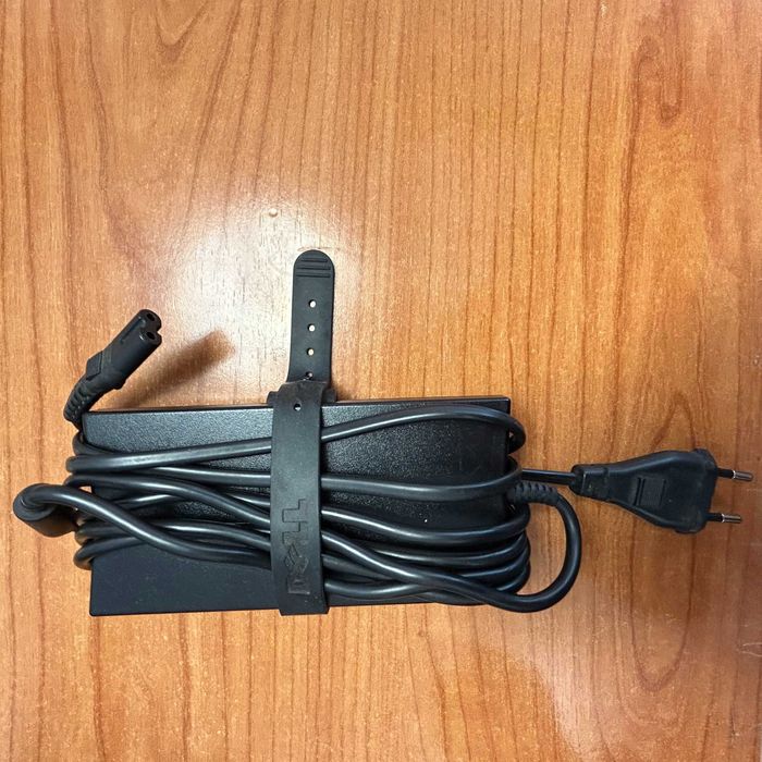 Portátil DELL Latitude 5580 i7 16GB 256GB