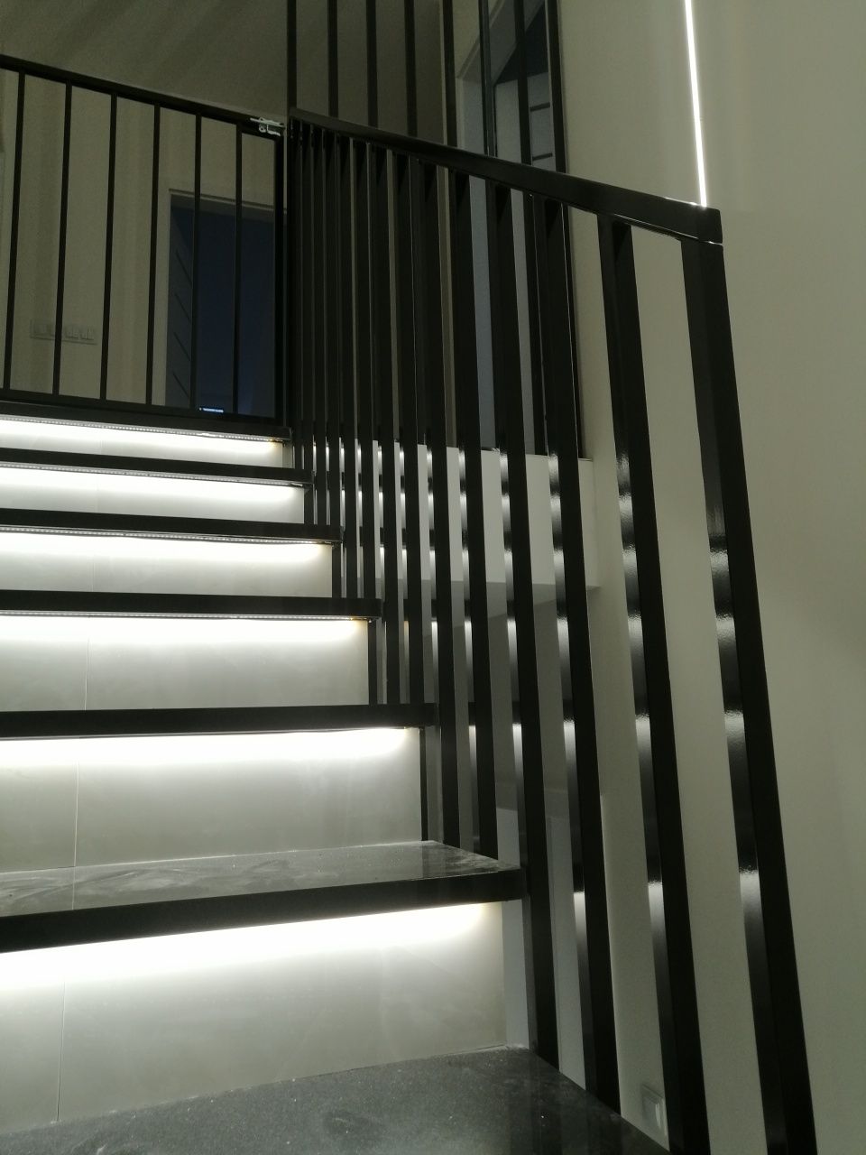 Barierka harfa lamele loft nowoczesne
