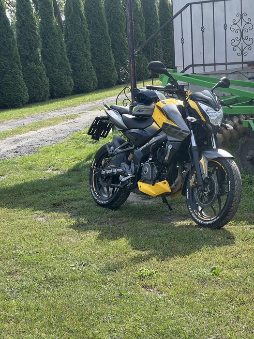 Bajaj Pulsar ns 200