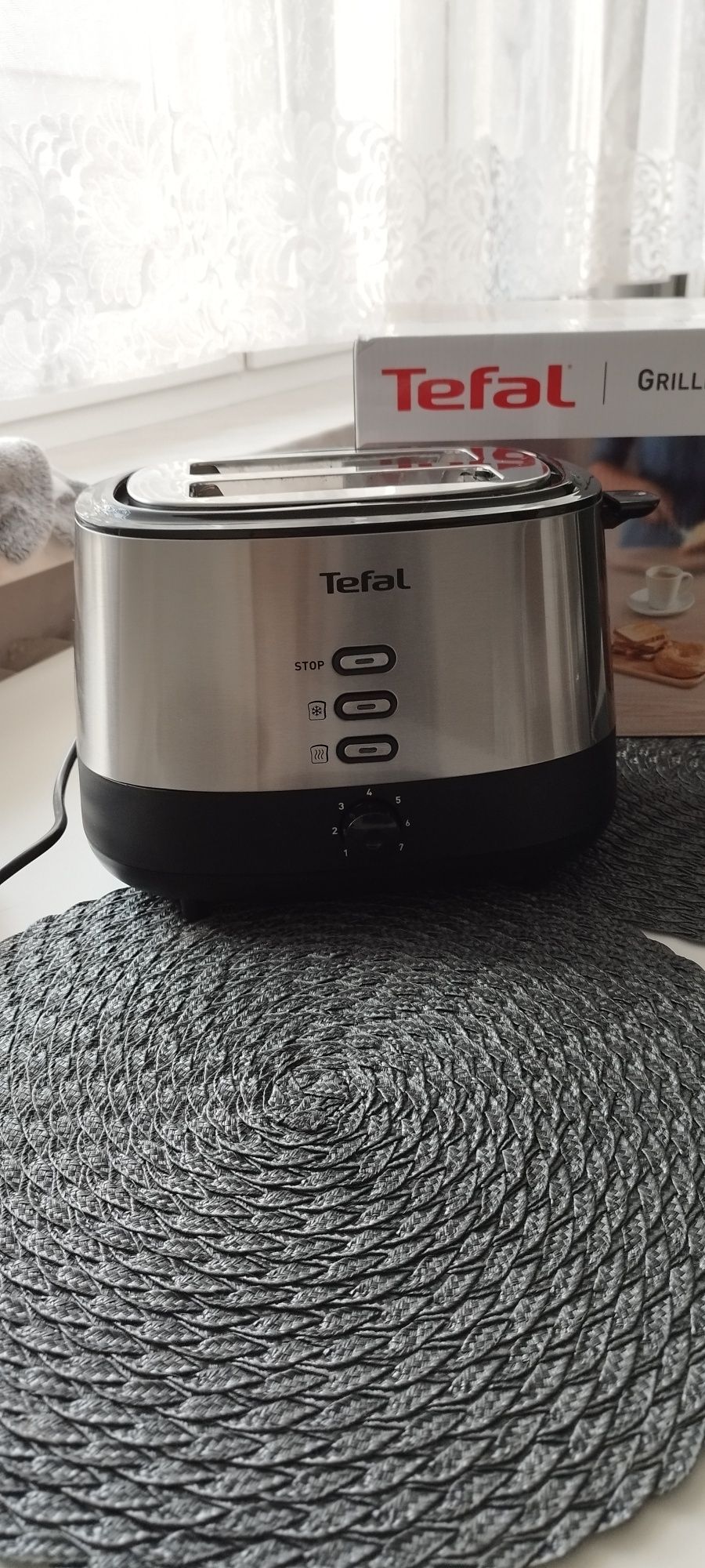 Toster firmy tefal