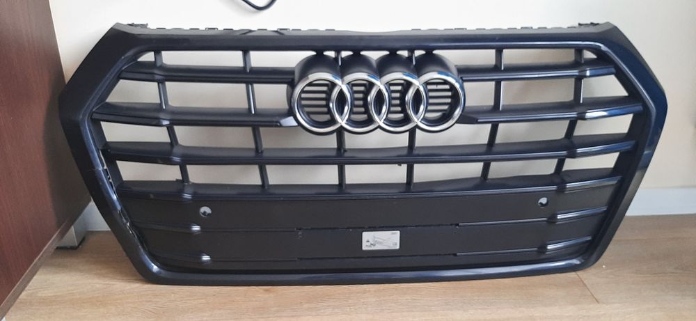 Atrapa Grill Audi Q5 16-