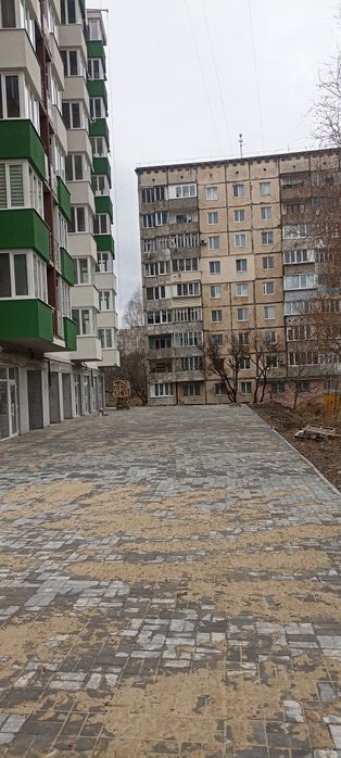 Продам фасадне приміщення 20 м² по вулиці Олени Теліги 59