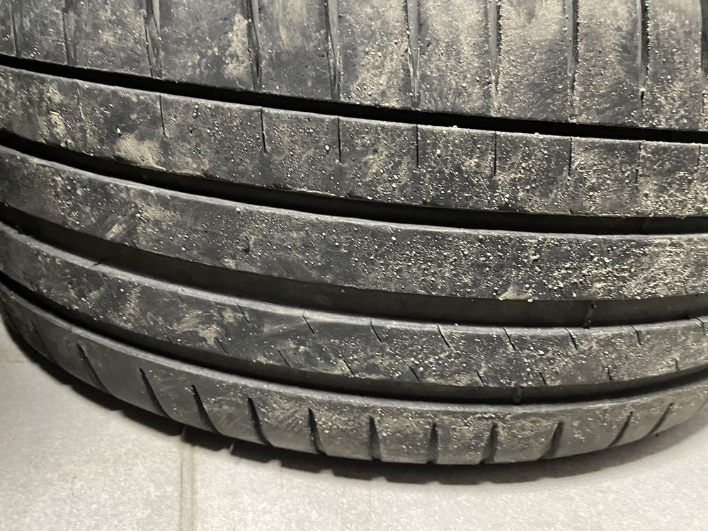 Поодам шину MICHELIN Pilot Sport 4 r18