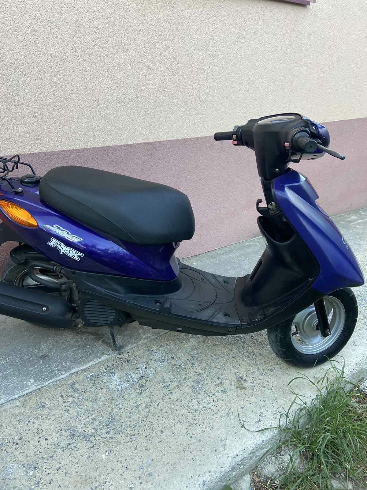 Скутер з Японії yamaha jog sa 36j з контейнера