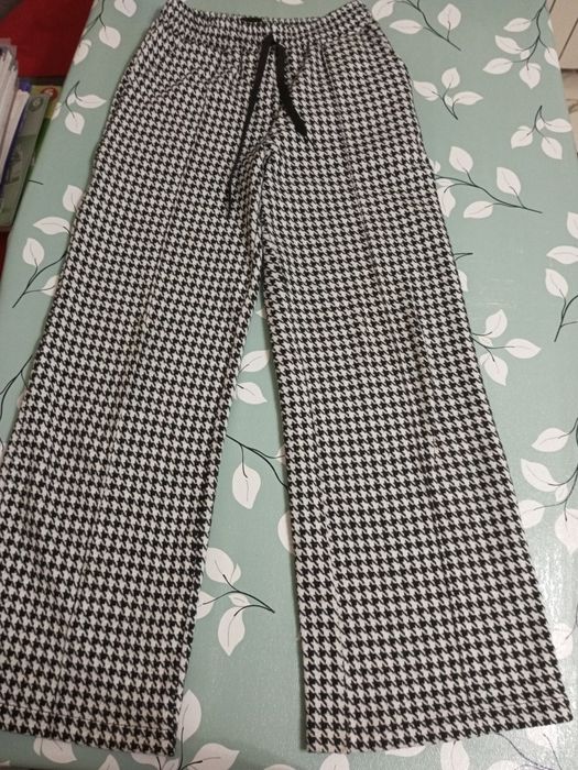 Теплі штани на дівчинку 152