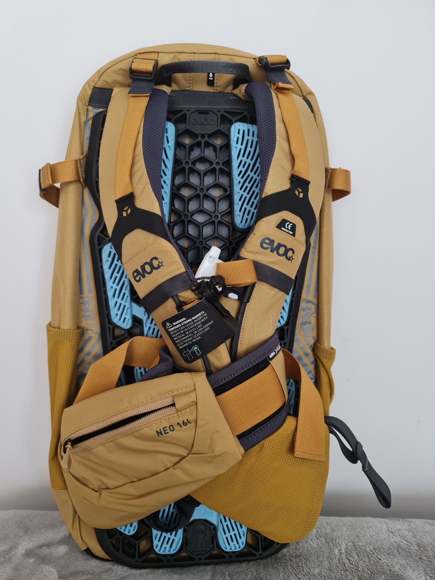 Plecak rowerowy EVOC Neo 16 Protector Backpack S/M