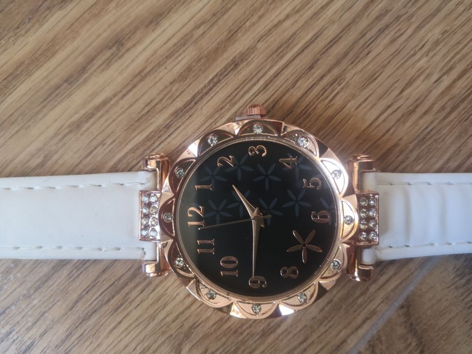 Zegarek damski czarny