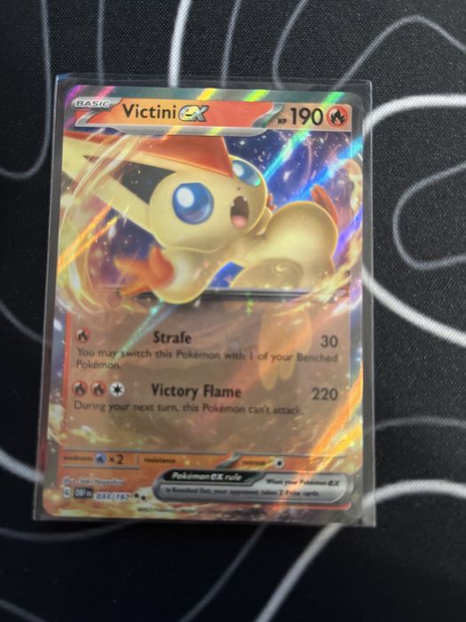 Karta Pokemon Victini ex